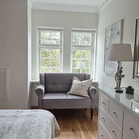 18 Apartment